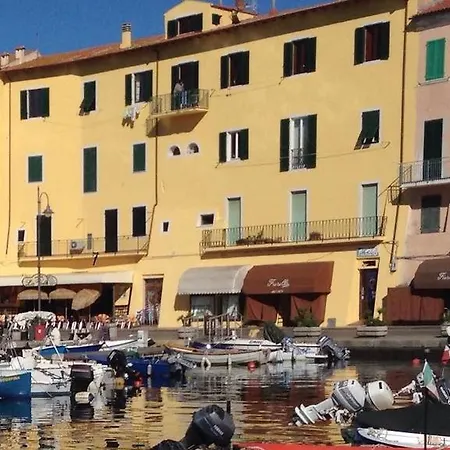 Le Stanze Sul Mare Guest house Portoferraio